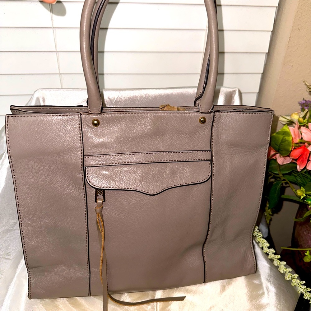 Rebecca Minkoff  Bag gently used